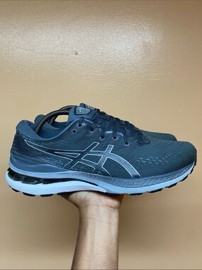 ASICS Gel-Kayano 28 Men’s Running Sneakers “Carrier Grey/Black/White” Size 10